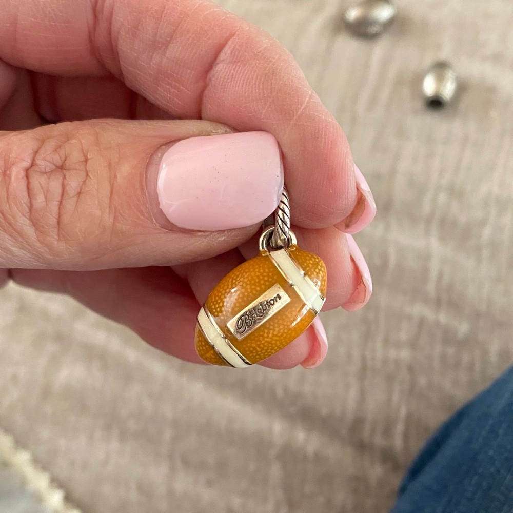 Brighton football charm and beads - Picture 4 of 6
